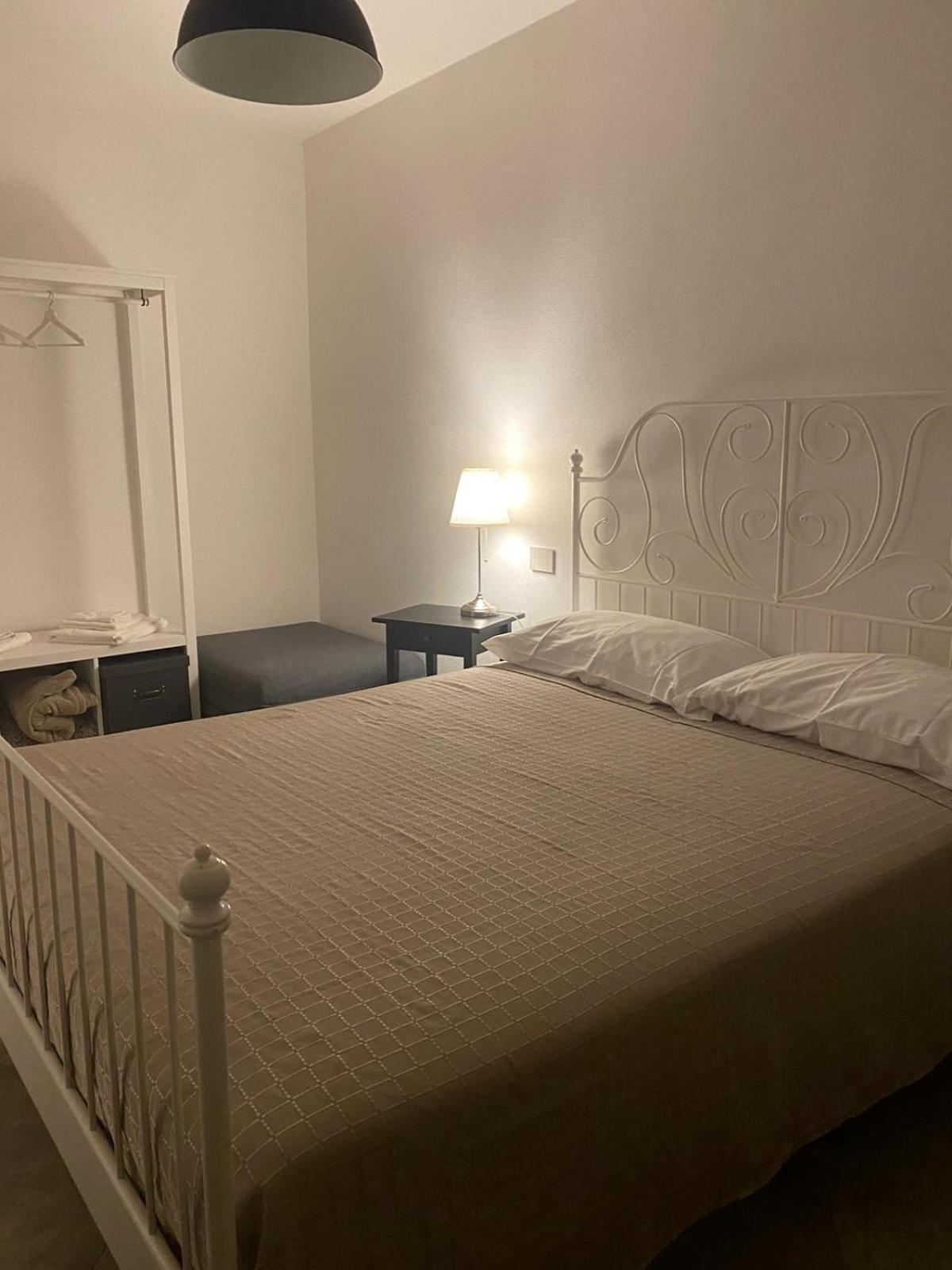 L'Obiettivo Hotel Асемини Екстериор снимка