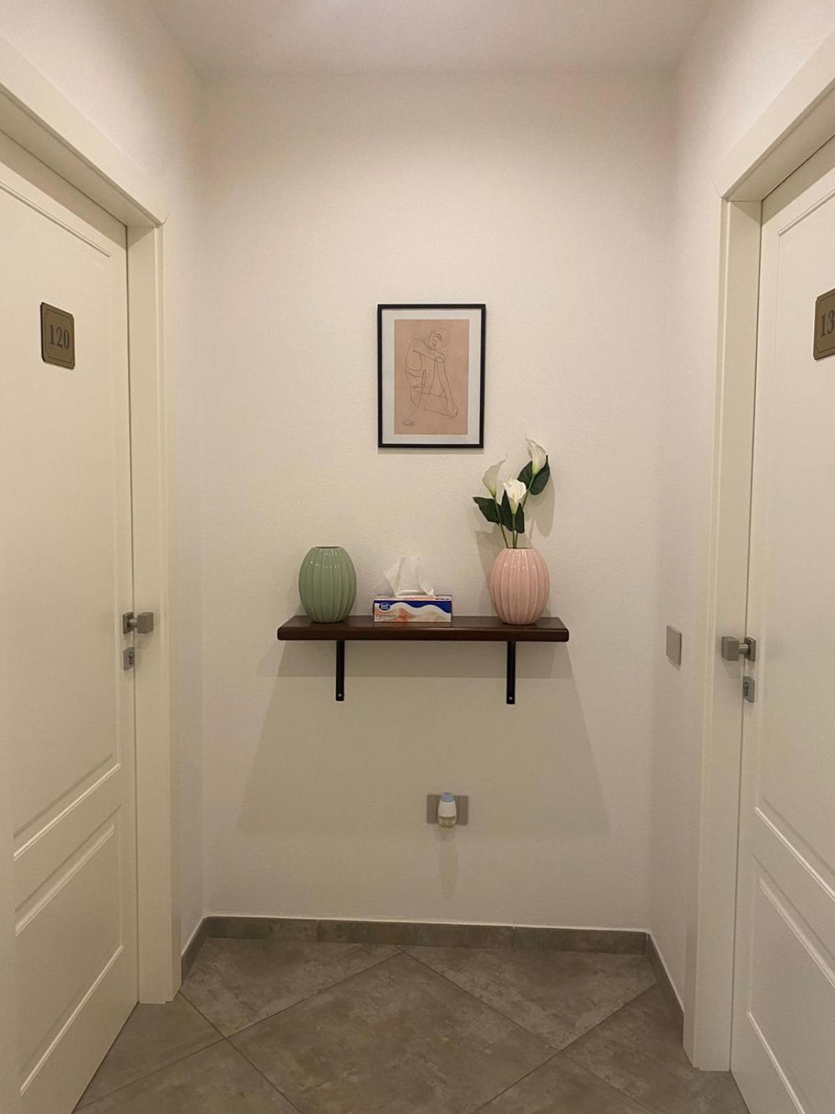L'Obiettivo Hotel Асемини Екстериор снимка